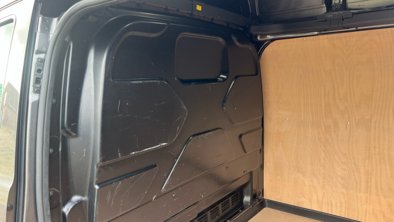 Ford Transit Custom 320 L1 Diesel Fwd 2.0 EcoBlue 170ps High Roof Limited Van